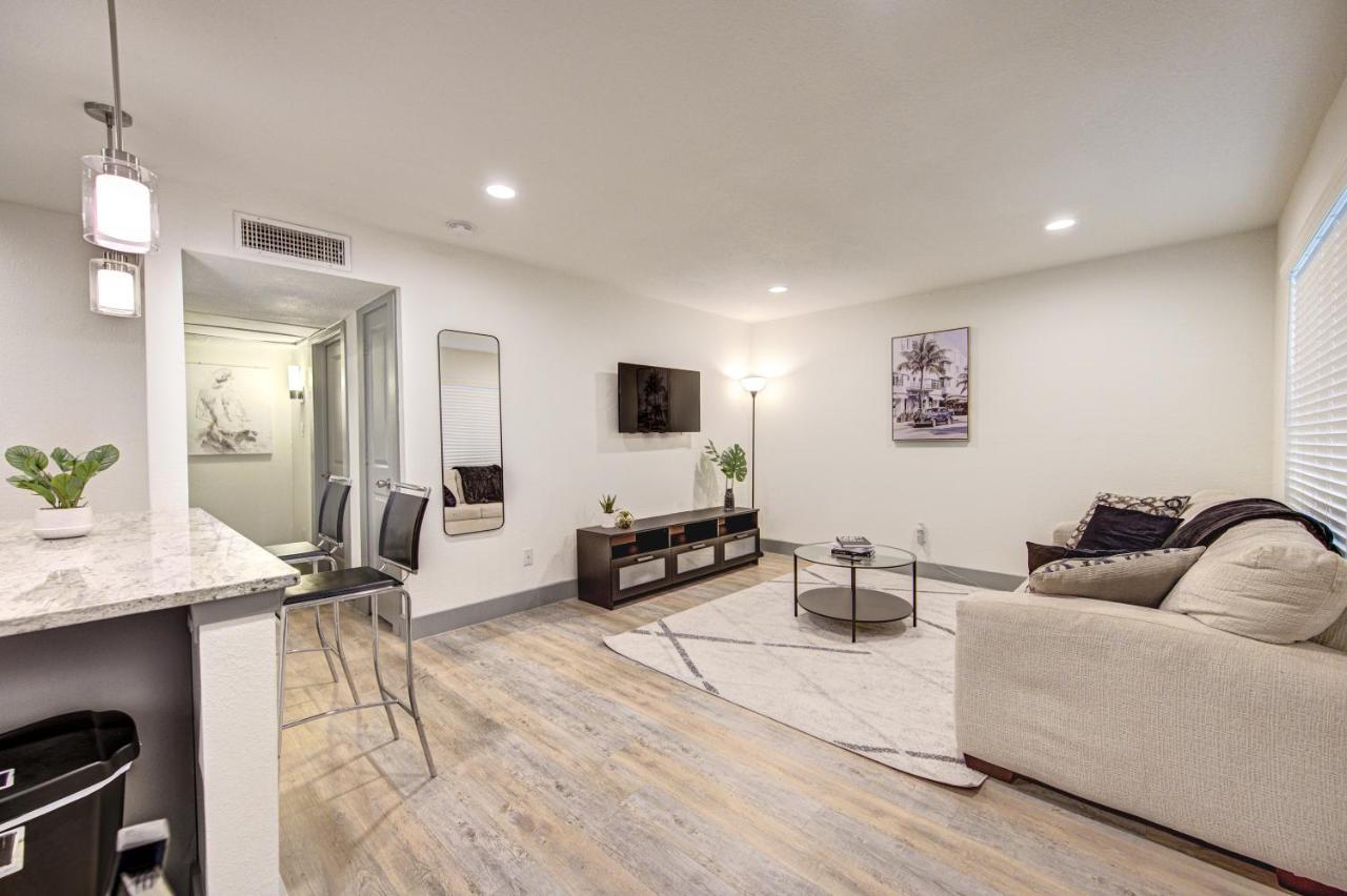 Trendy Midtown Apt, Walk To Shops & Sites, Pets Ok Хьюстон Экстерьер фото