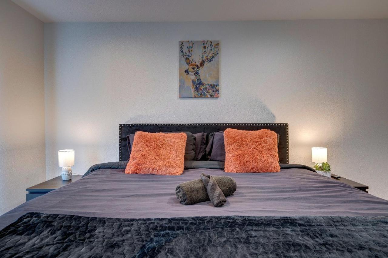Trendy Midtown Apt, Walk To Shops & Sites, Pets Ok Хьюстон Экстерьер фото