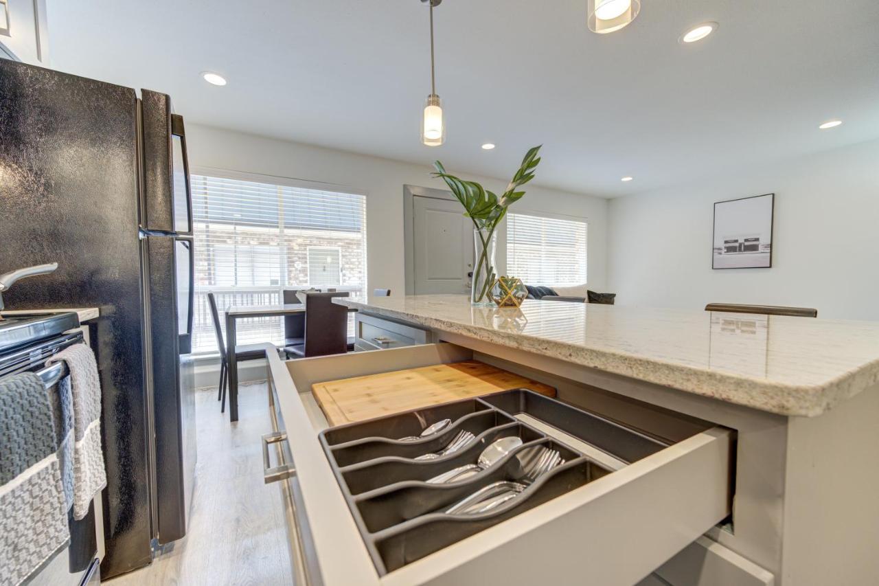 Trendy Midtown Apt, Walk To Shops & Sites, Pets Ok Хьюстон Экстерьер фото