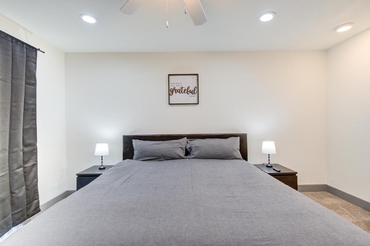 Trendy Midtown Apt, Walk To Shops & Sites, Pets Ok Хьюстон Экстерьер фото