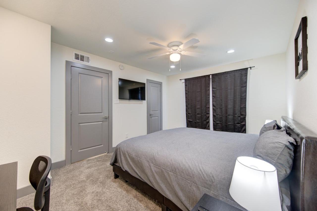 Trendy Midtown Apt, Walk To Shops & Sites, Pets Ok Хьюстон Экстерьер фото